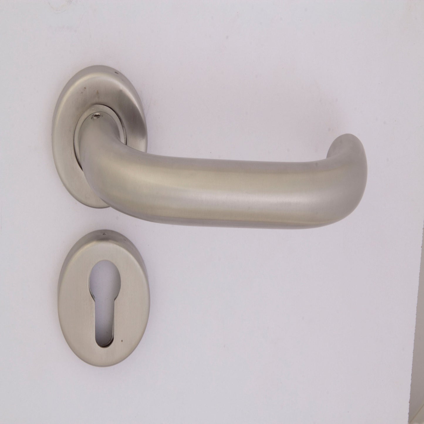 LH1908 Lever Handle
